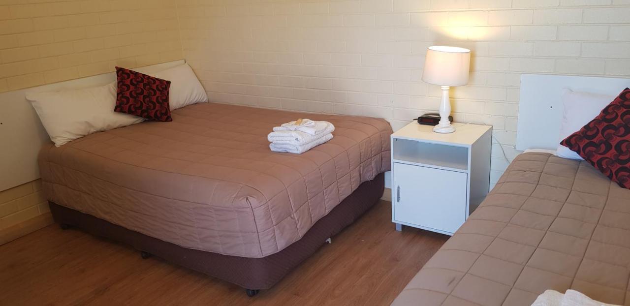 Bondi Motel Moree Exteriör bild