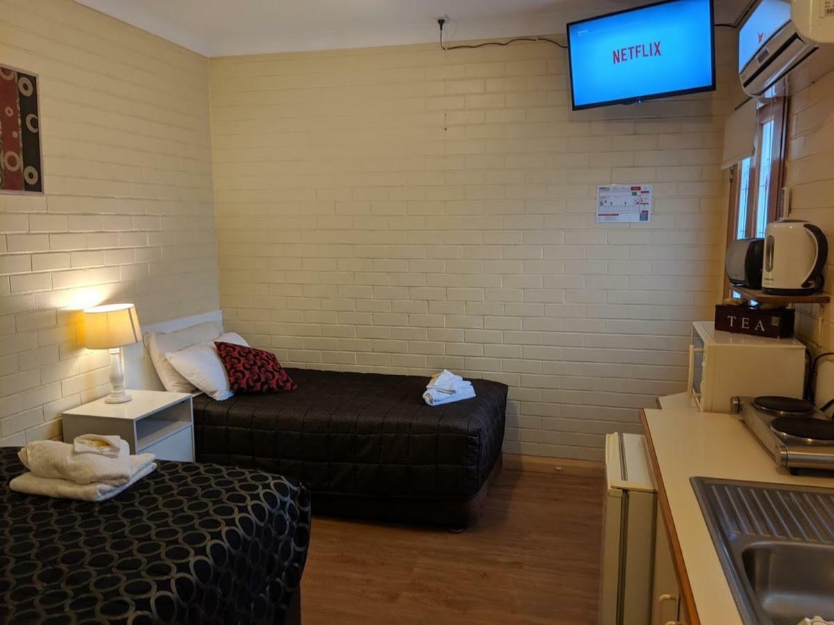Bondi Motel Moree Exteriör bild